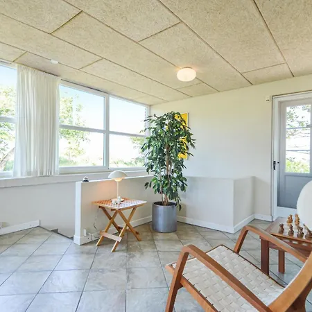 Beautiful Home In Hojer With Sauna